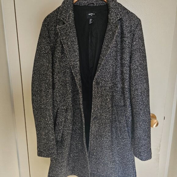 Grey Coat (M) - Picture 1 of 3